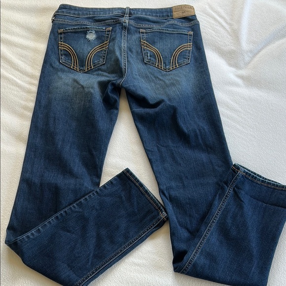 Hollister Straight Leg Distressed Jeans Sz. 7 Long - Picture 2 of 5